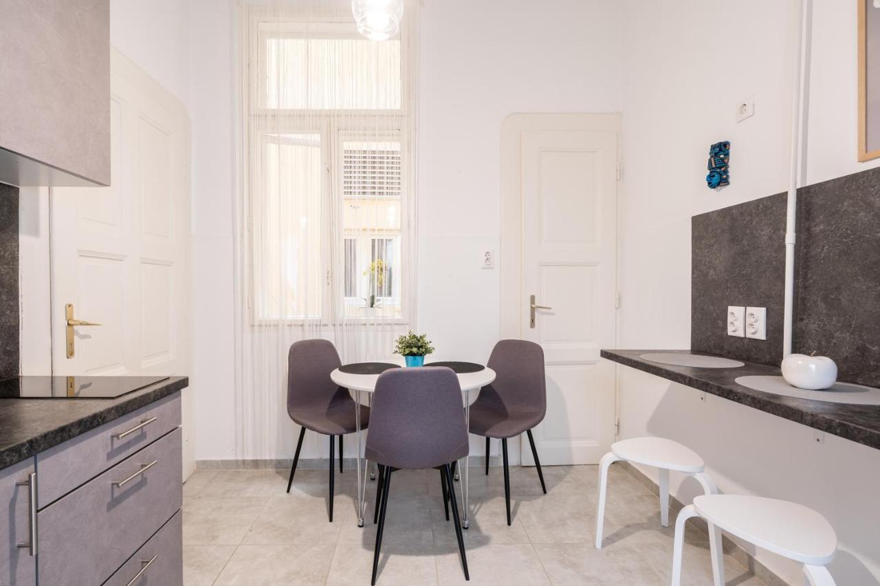 The White House Apartment ブダペスト エクステリア 写真